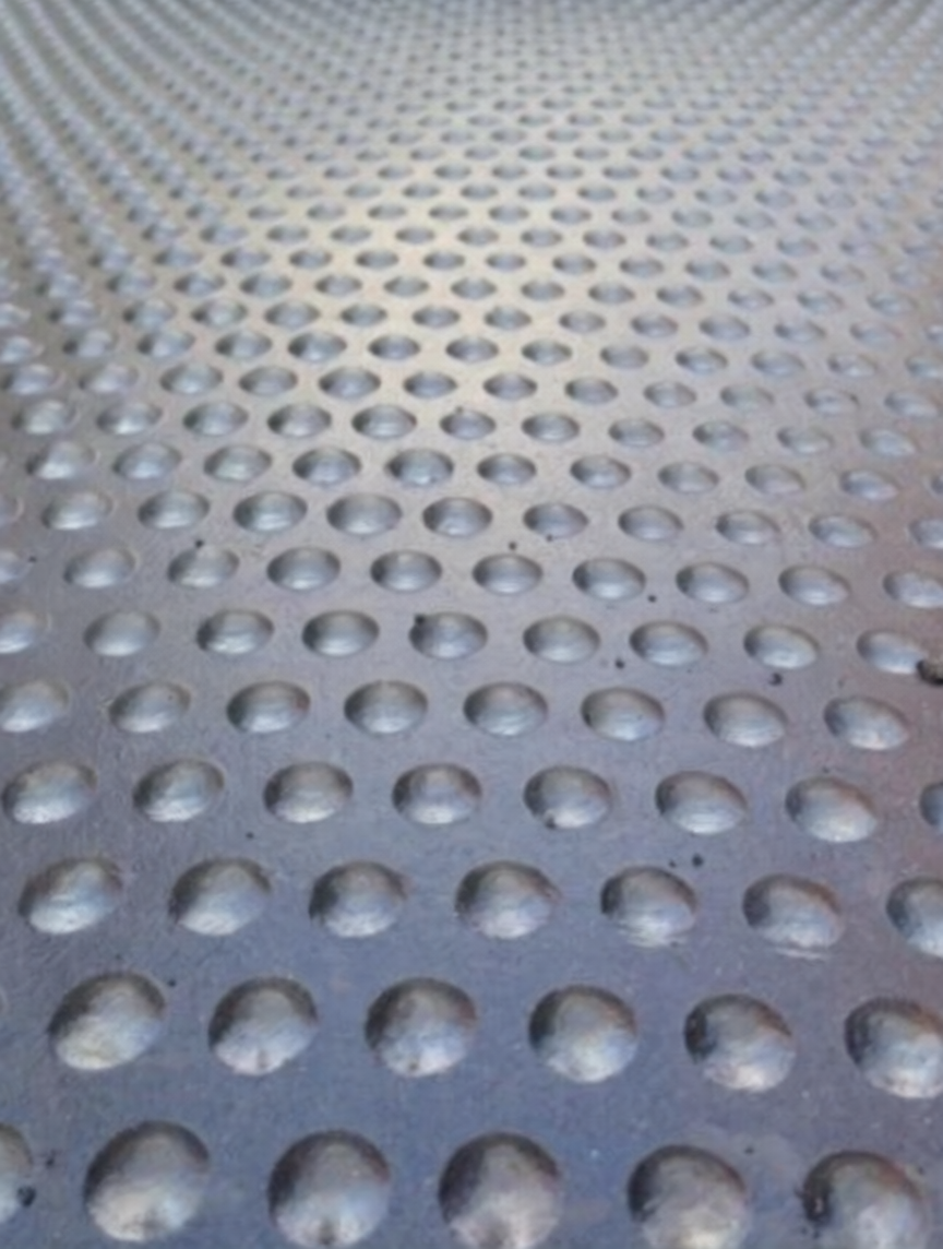 6 x Bubble Top Heavy Duty Rubber Stable Mats 6ft x 4ft 18mm Horse Matting