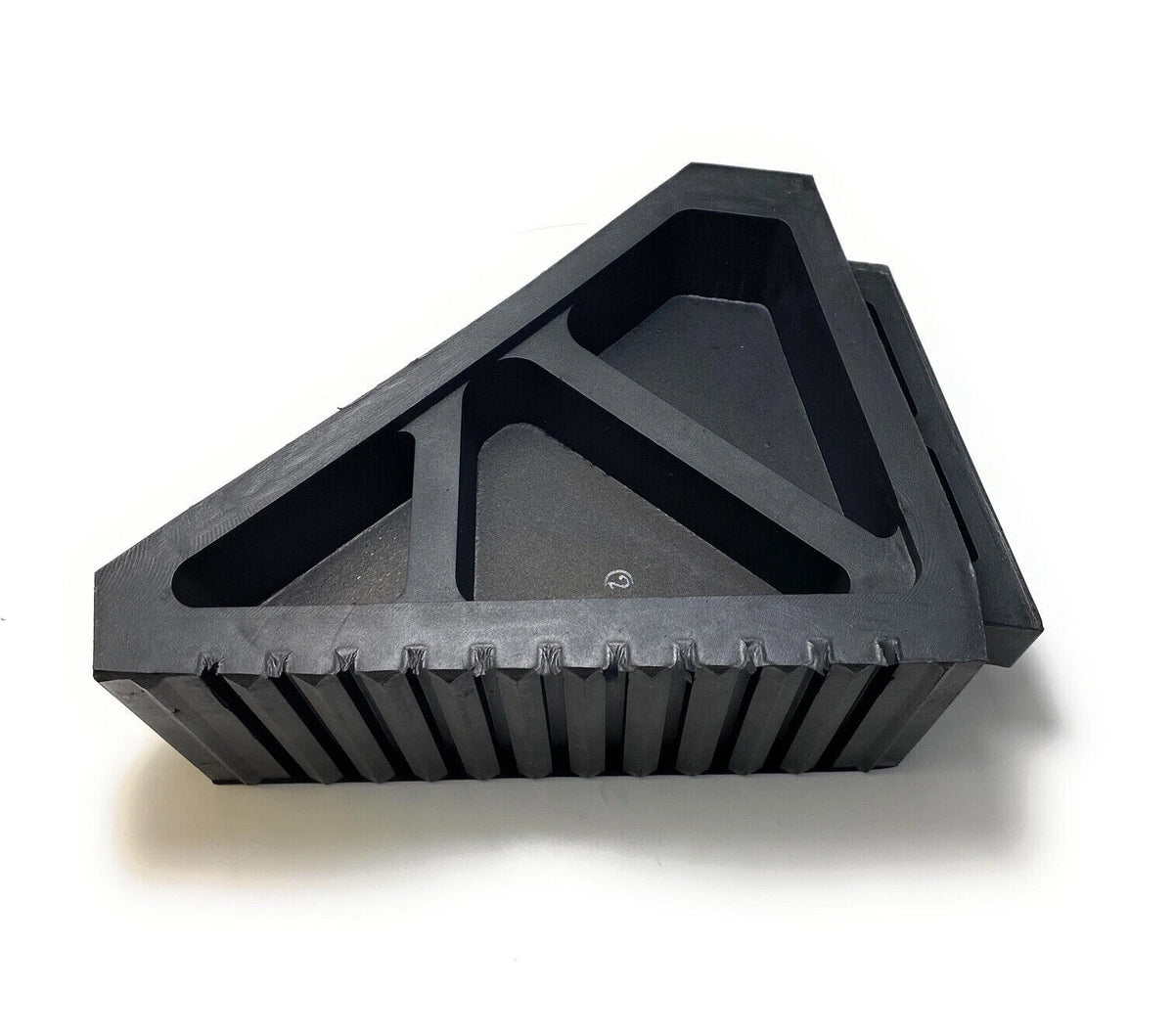 Rubber Wheel Chock Heavy Duty Blocks for Vehicles, Cars, Caravan, Trailer 3kg x2