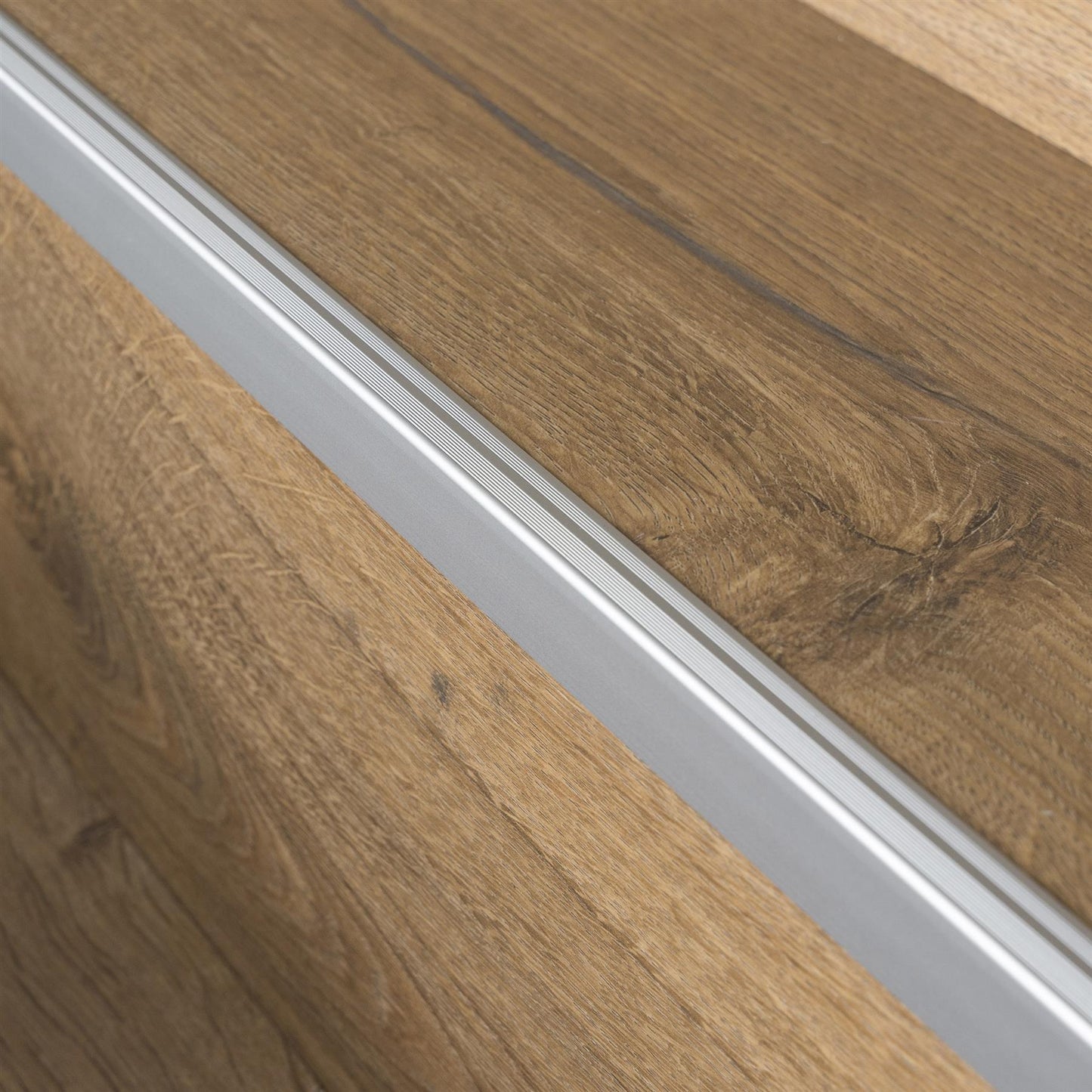 Stair nosing edging aluminium laminat carpet corner edge trim bar 900x16x23x8mm