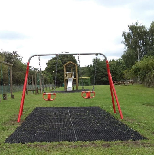 12 x Gateway Grass 16mm Playground Cow Mats Horse Golf Rubber Matting