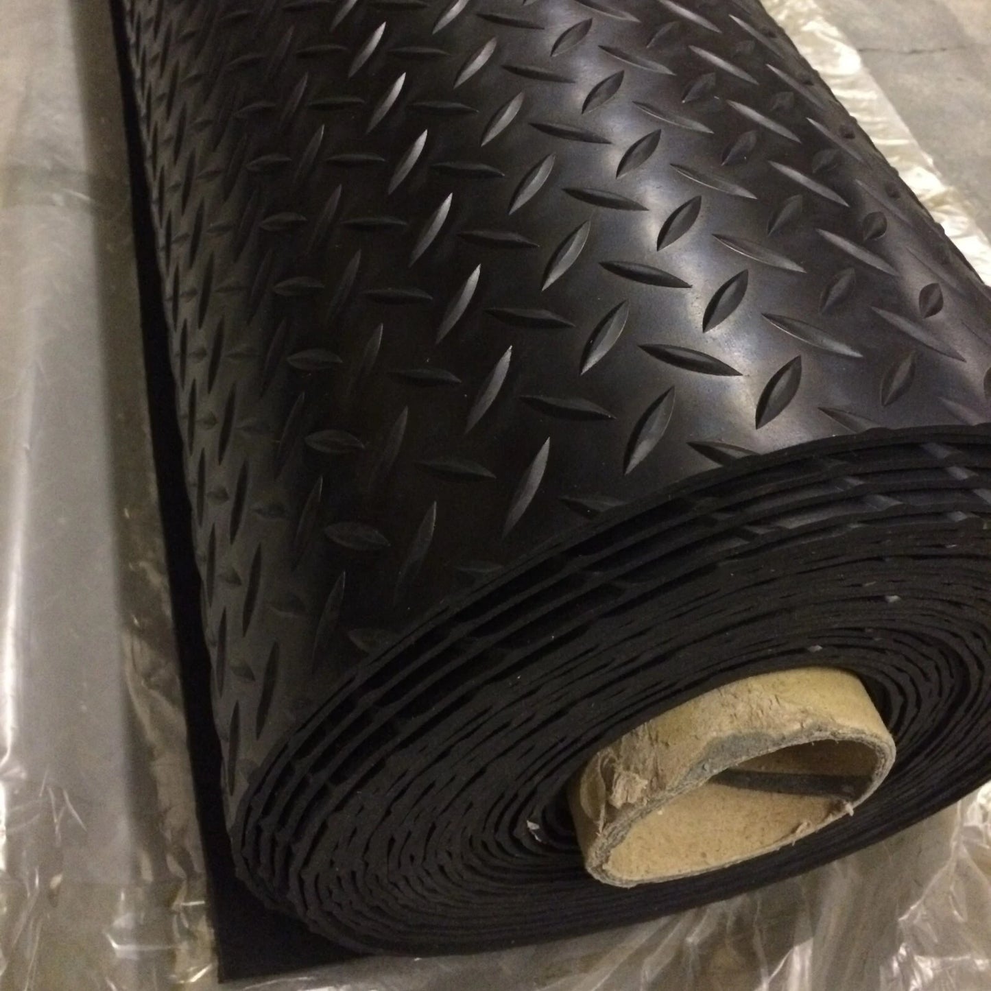 3.5MM Checker Heavy Duty Rubber Flooring Matting Garage Large Diamond 1.8 Wide