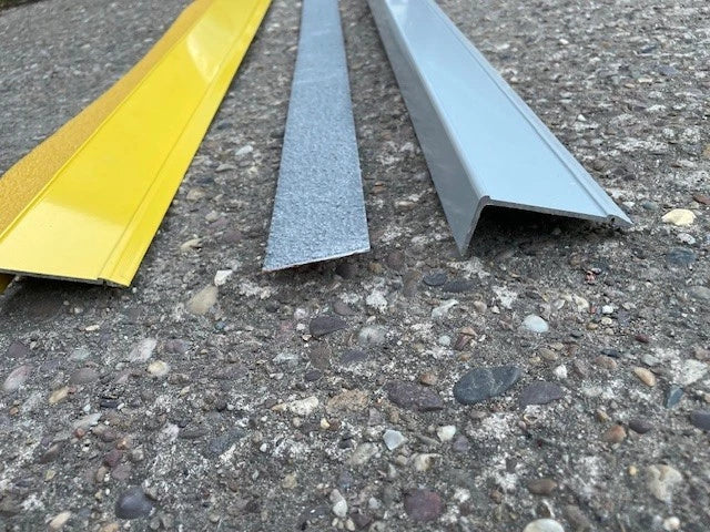 Painted aluminium anti-slip stair nosing / step edge - 9 grey & 1 yellow