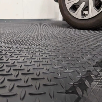 Interlocking Garage Flooring Tiles Heavy Duty 12mm Thick Workshop Floor PVC Gym