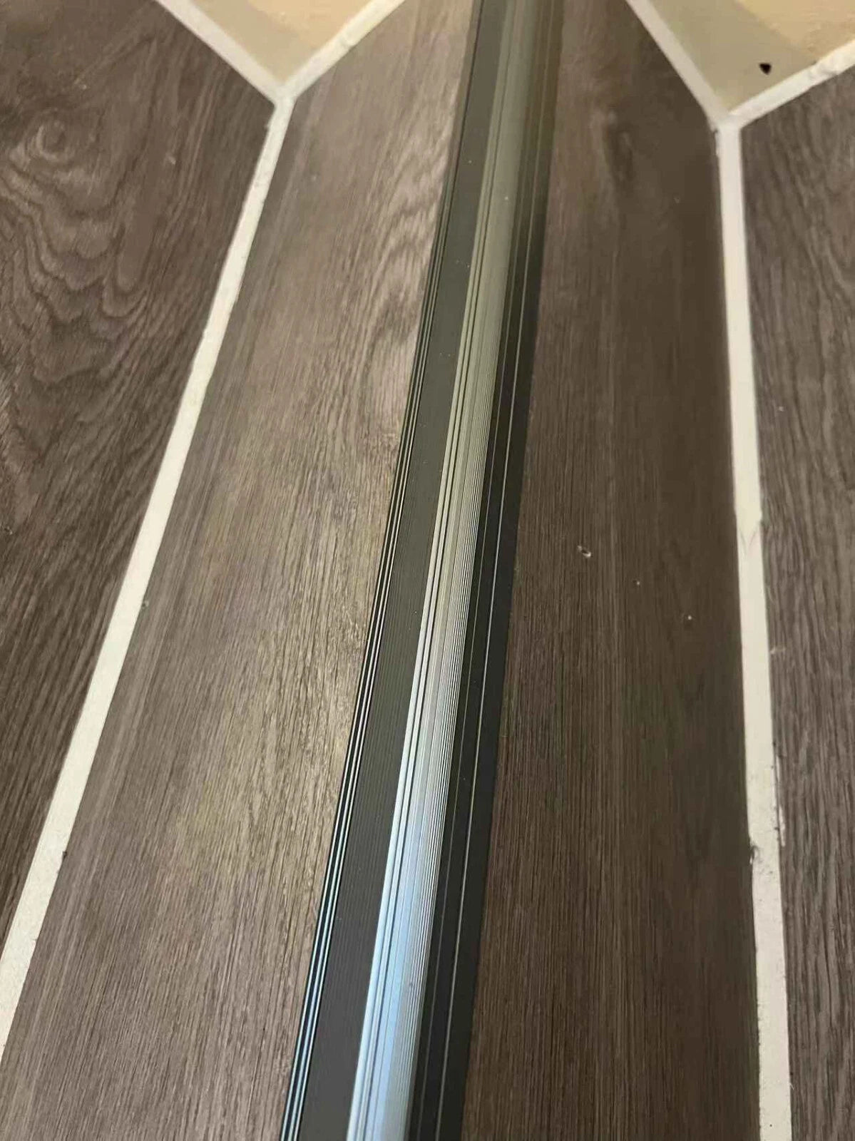 Stair Nosing Edge Trim Strips Aluminum Alloy Step Protector 0.9M tion grey