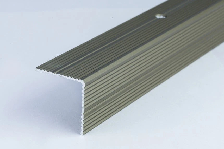 ANODISED ALUMINIUM STAIR NOSING ANTI NON SLIP EDGE -TRIM- 30x30 mm - 0.9M
