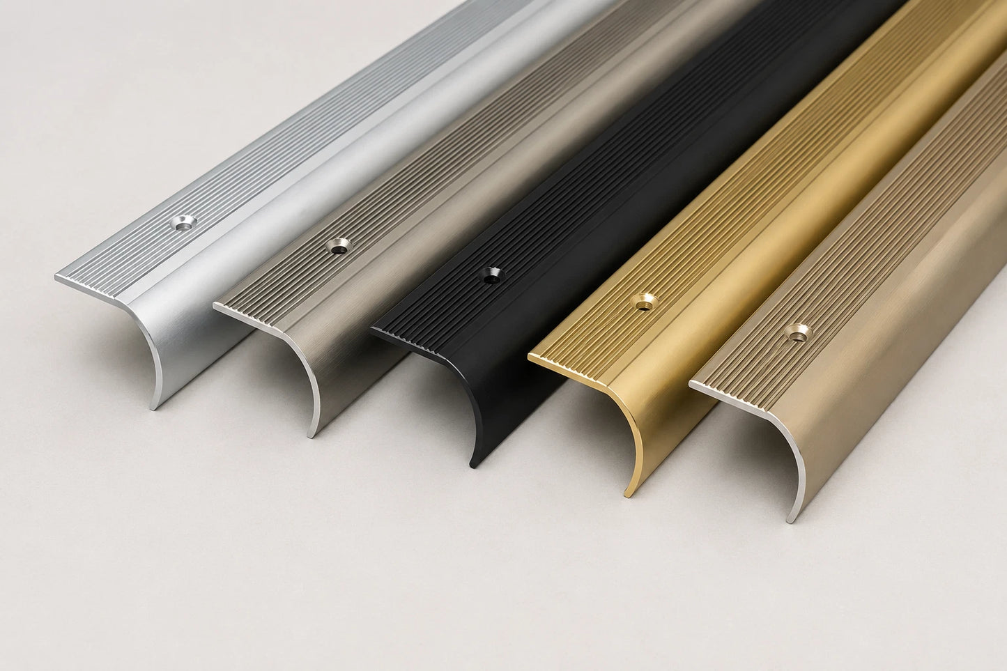 Aluminium Stair Nosing 35 × 45 mm Bullnose Edge Trim Anti Slip Step Edging 1M