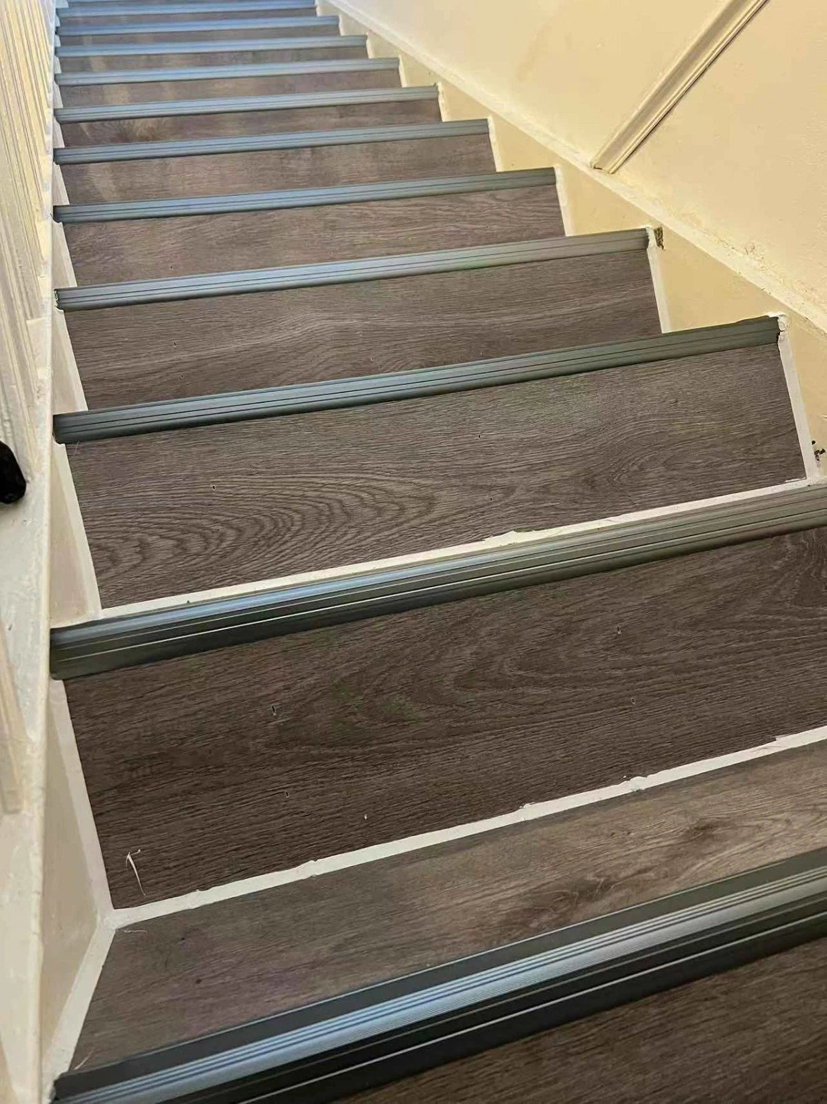 Stair Nosing Anodised Aluminium Edge Trim Step Nose Edging 90cm long silver