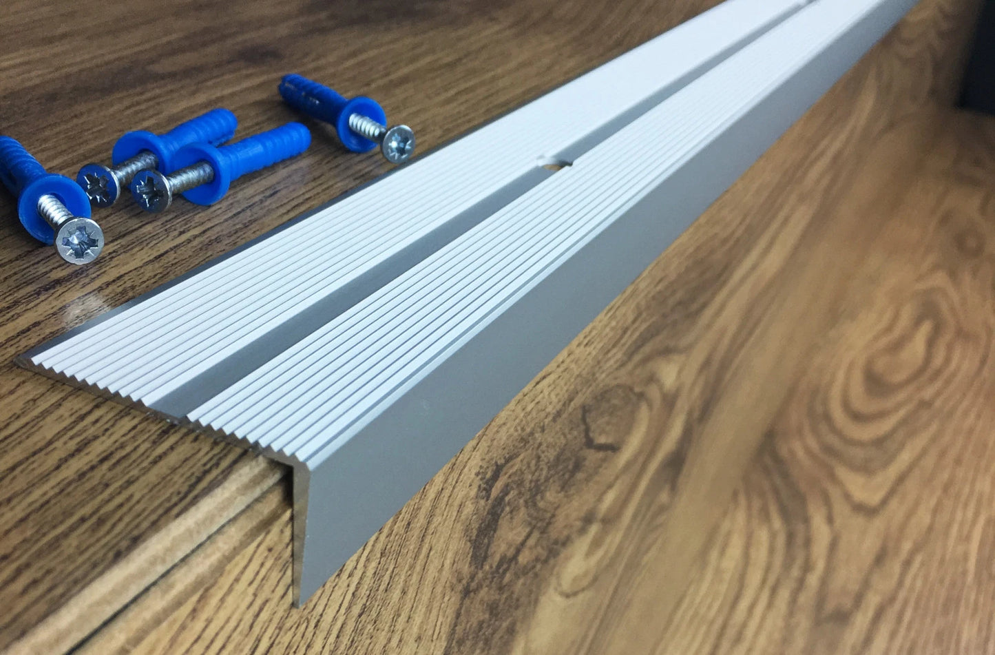 Stair Nosing Anodised Aluminium Anti Non Slip Edge 40mm x 20mm - 2M (78.74"),