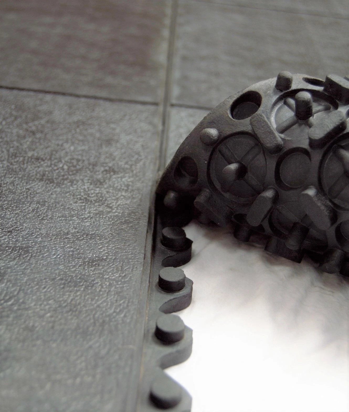 Rubber INTERLOCKING Gym Flooring | Home Exercise Mats | 910mm x 910mm per mat