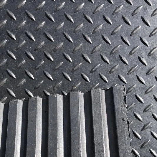 Rubber Floor Gym mats Commercial Flooring 12mm x6f x 4ft Checker Top Design