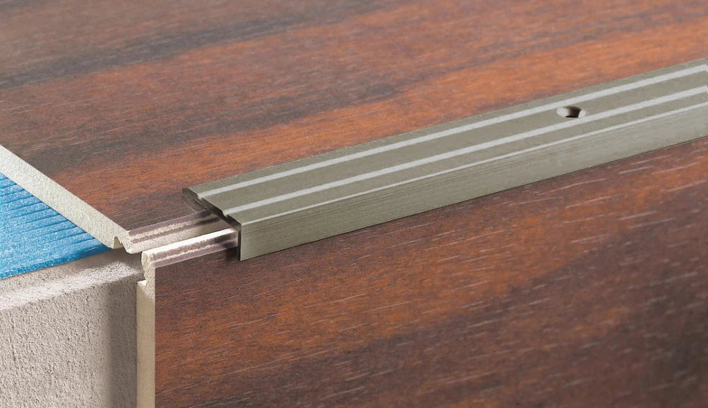 ALUMINIUM STAIR NOSING ANTI NON SLIP EDGE - STEP EDGING TRIM - 25x10 mm -1M