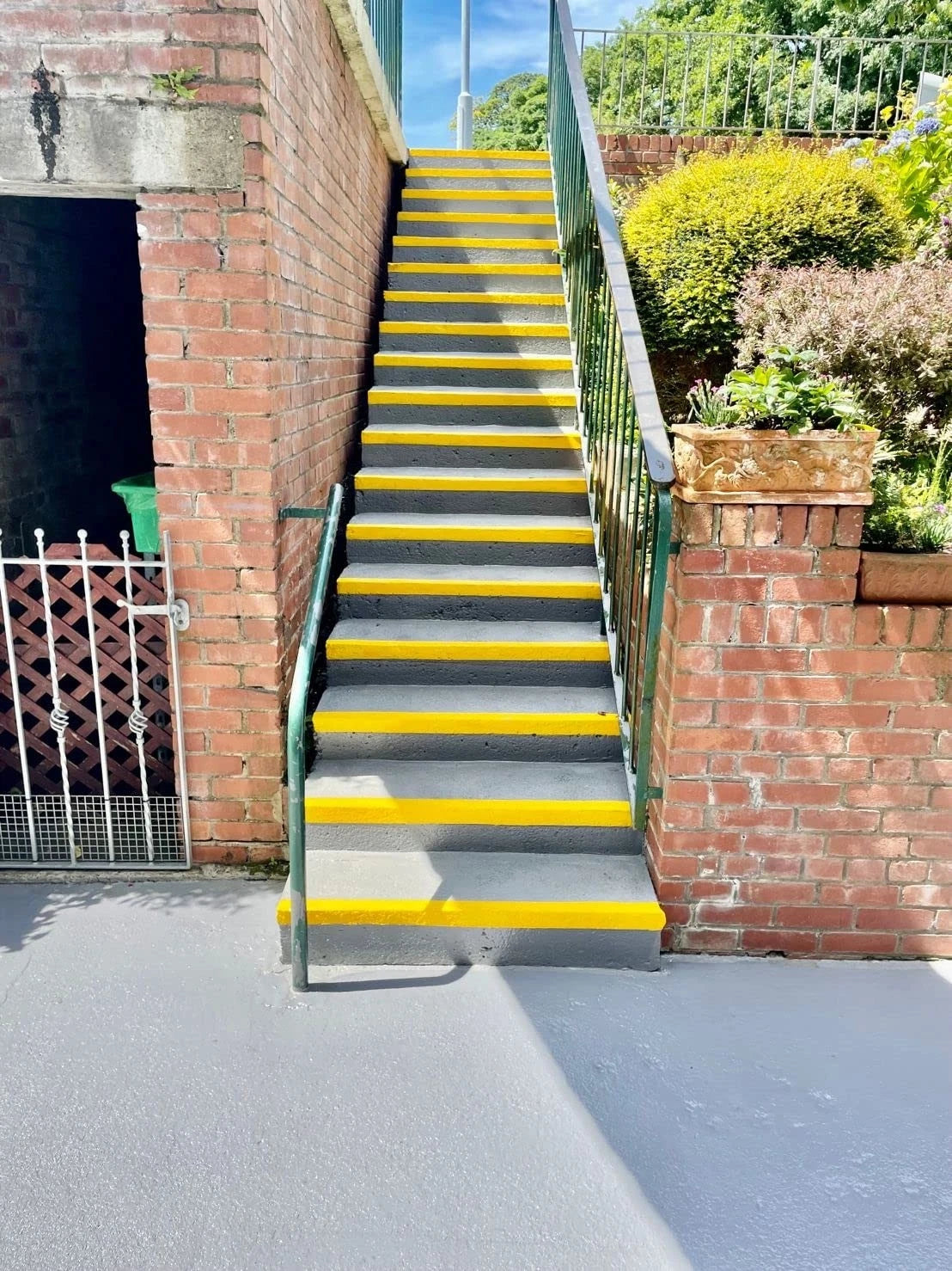 Heavy Duty GRP Stair Nosing 55mm x 55mm Anti Slip Yellow Hazard Free Shipping