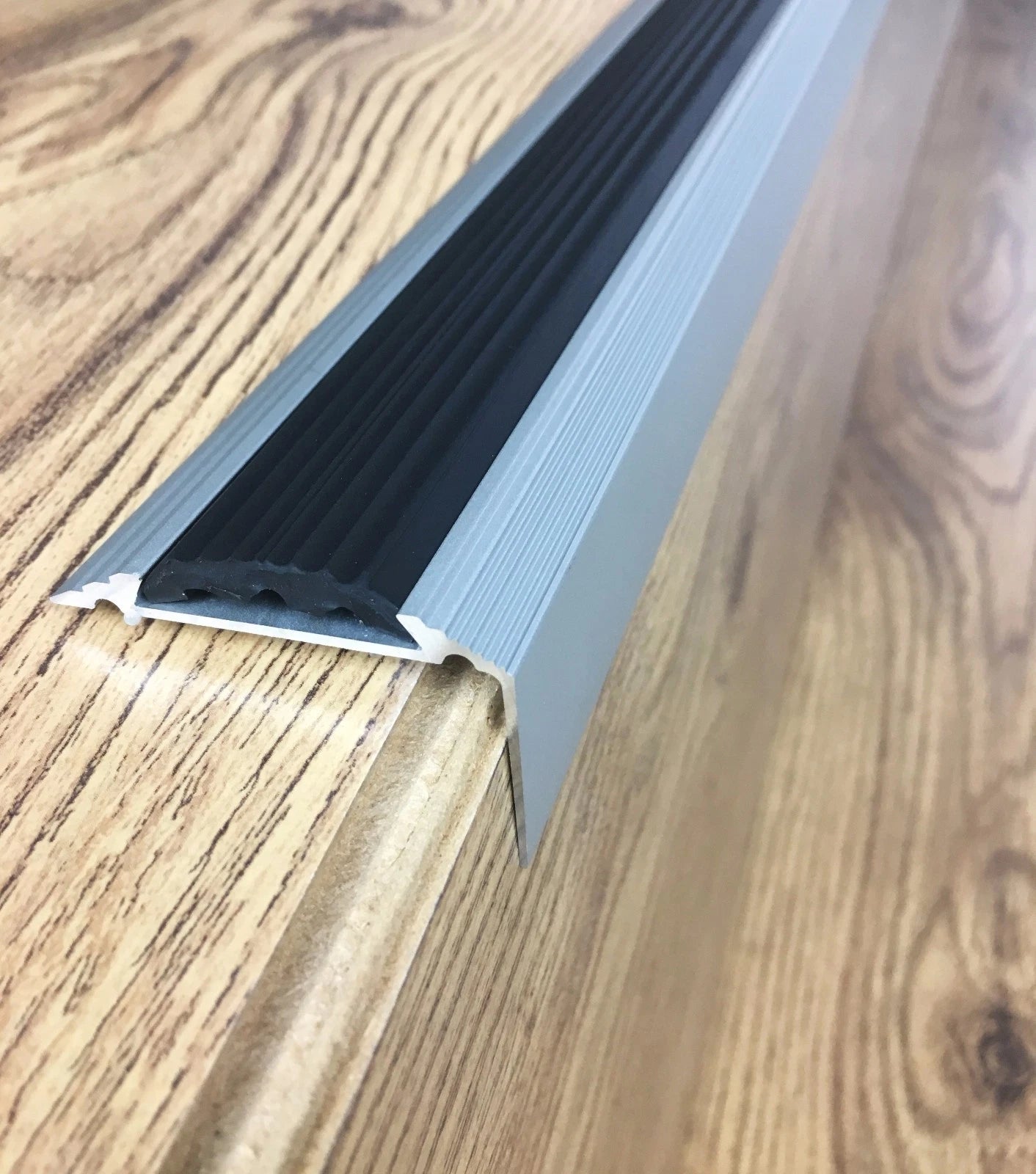 Anodised Aluminium Stair Nosing Edge Trim Step Nose Edging 1.20m/ 47.24in Length