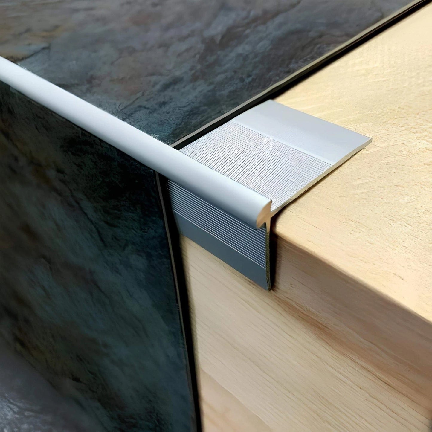 Aluminium TVC 40x26mm x 2.7m Anodised LVT Stair nosing Edge Profile For 3mm Floo
