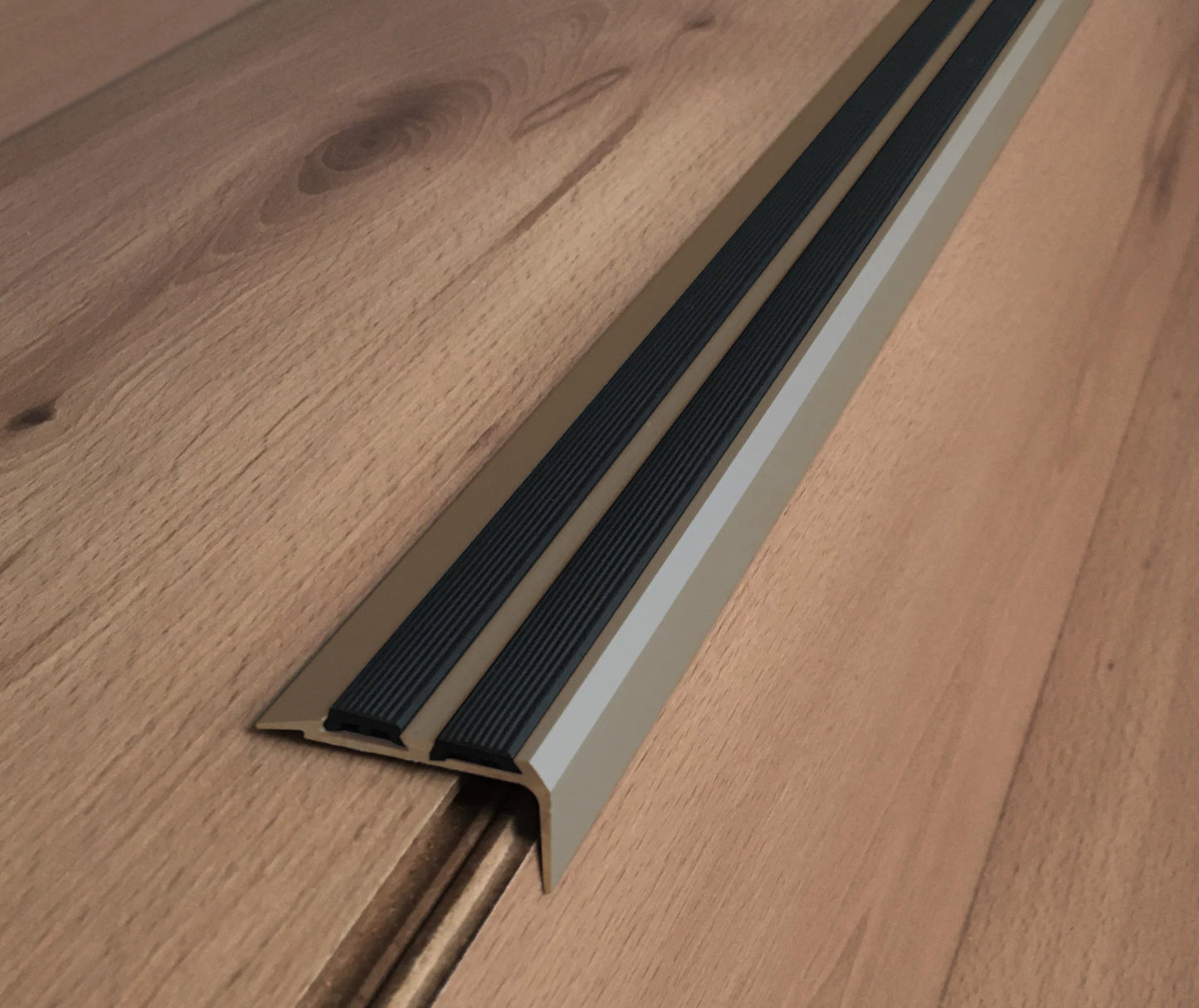 Aluminium Anti-Slip Stair Nosing Edge Trim 200 cm Step Protector Cover Strip