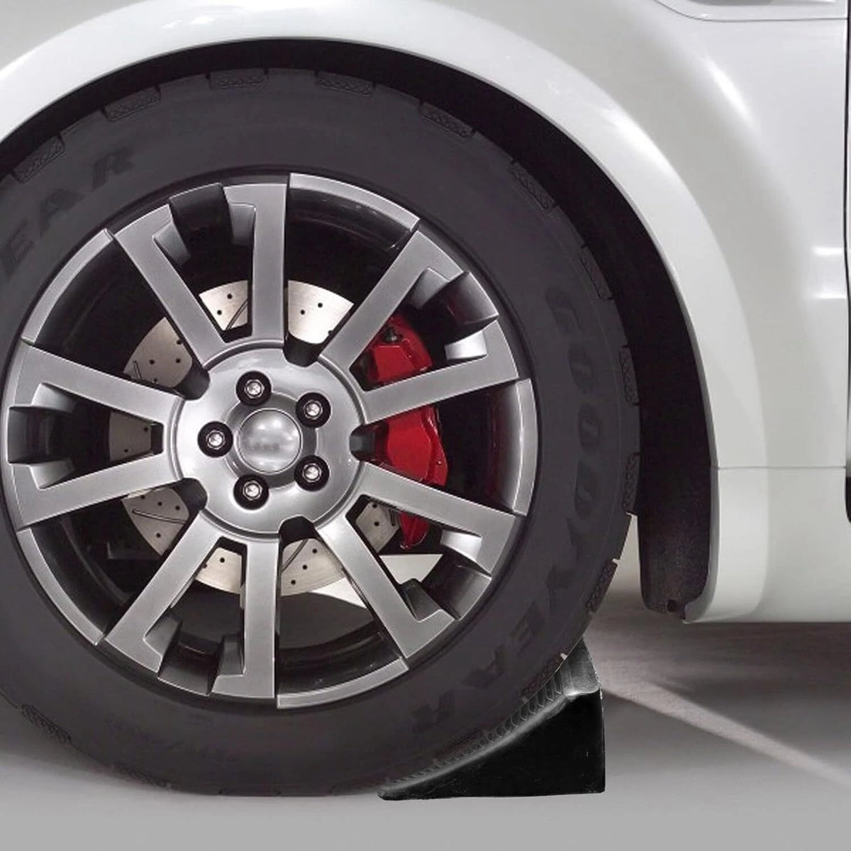 Tebery Solid Rubber Heavy Duty Wheel Chock - by Fasmov