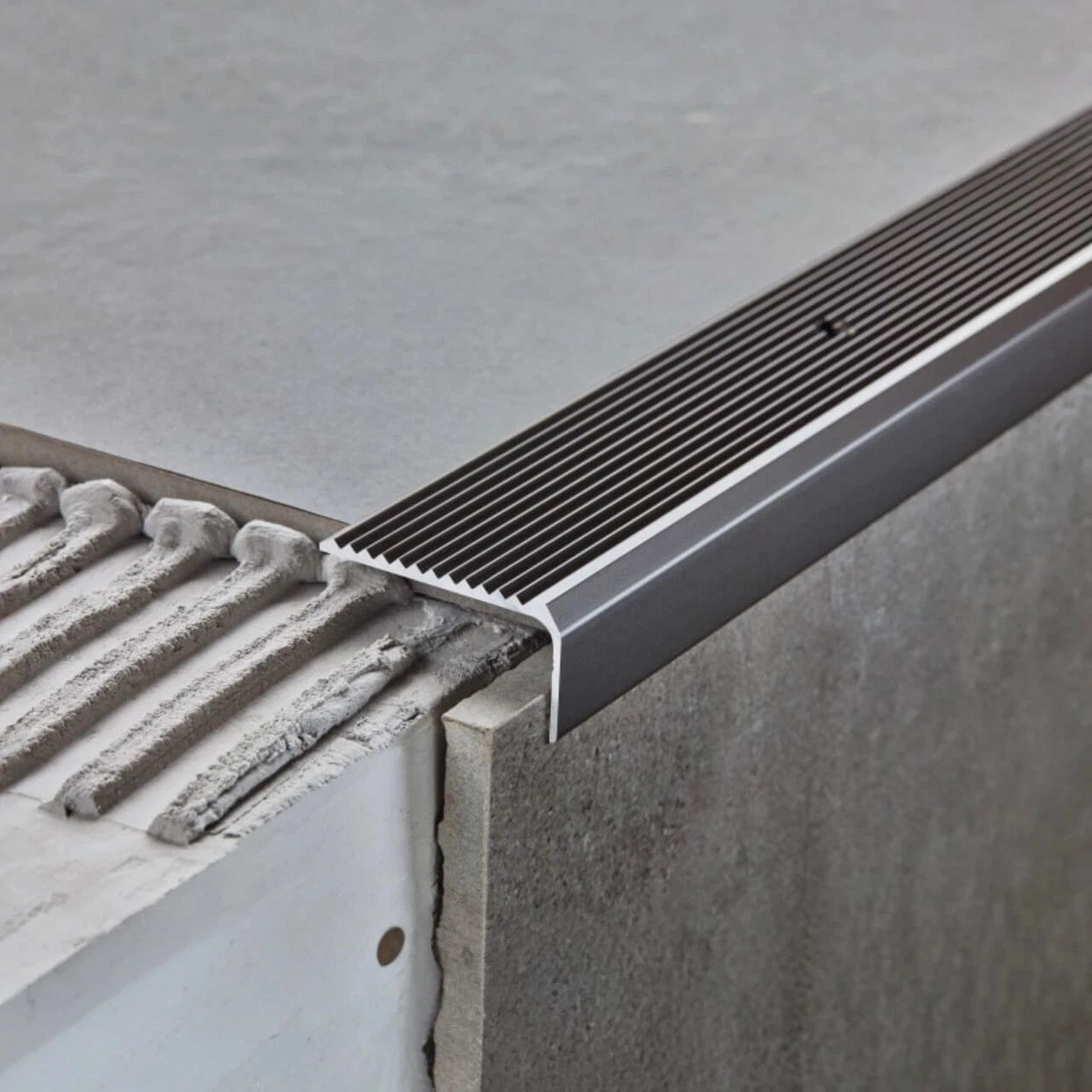 Stair Nosing Silver 1.0m Anodised Aluminium 44x23mm Anti-Slip Ribbed Stair Edges