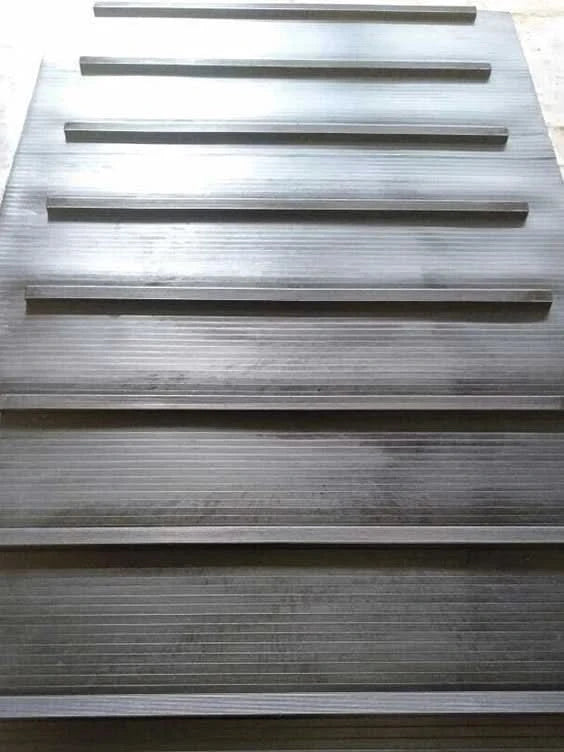 Rubber Horse Box Trailer Ramp Mat 7foot long and 4foot wide