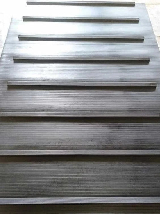 Rubber Horse Box Trailer Ramp Mat 7foot long and 4foot wide