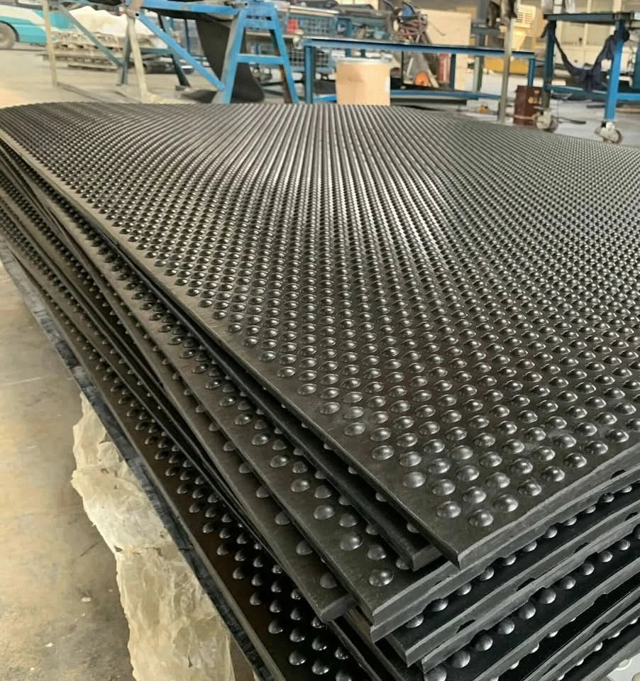 Rubber Flooring GYM Mat various Thickness 12,15,17mm (1.82m Length 1.2m width)